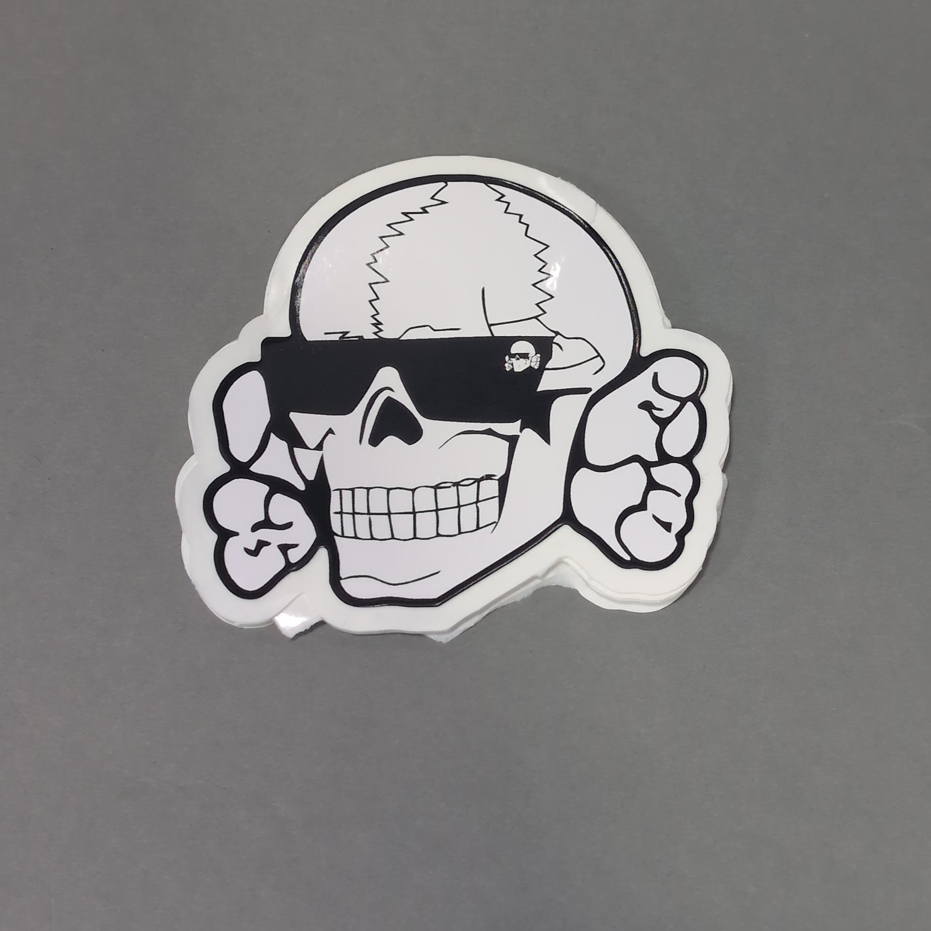 Skull Shades • Sticker