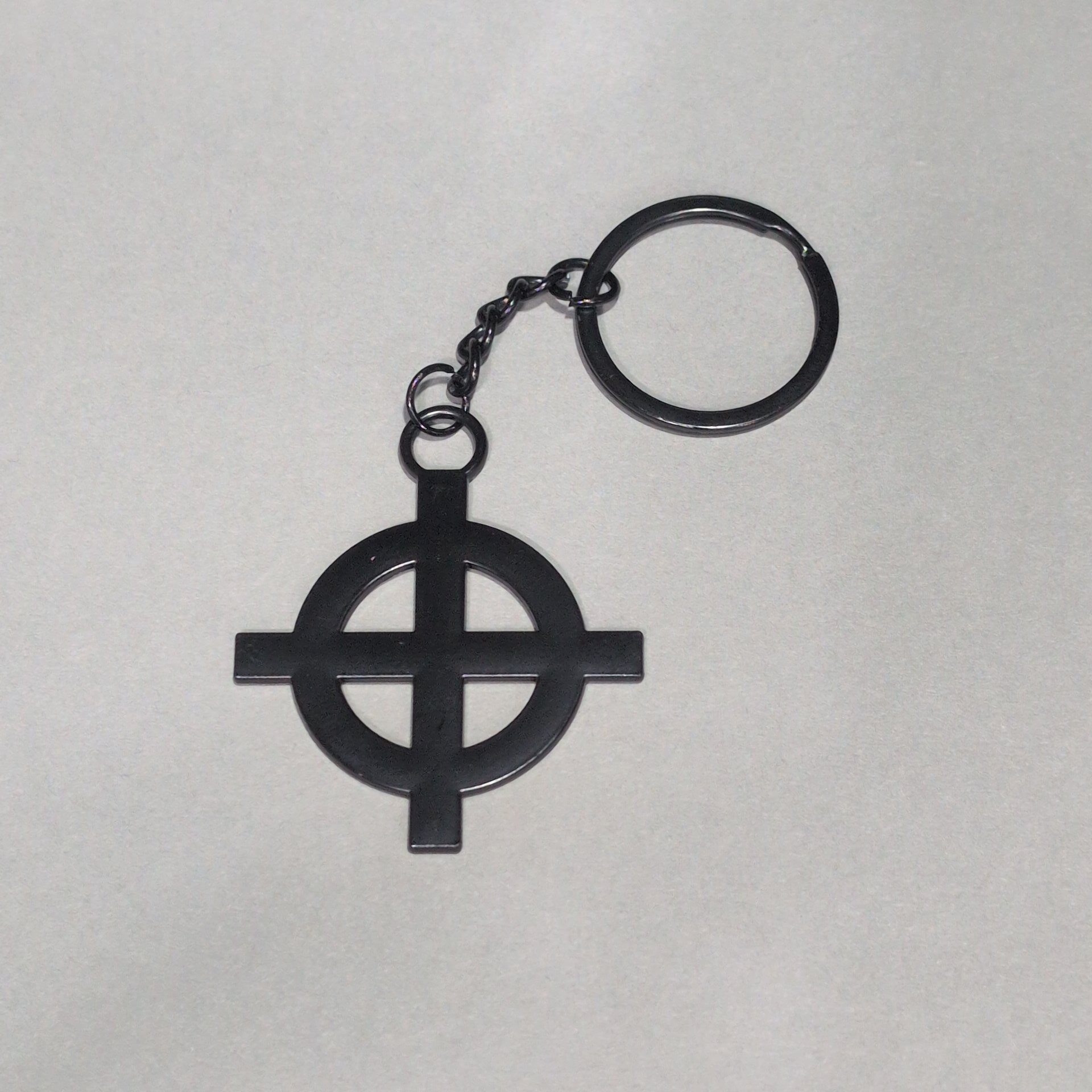 Black Celtic Cross • Keychain