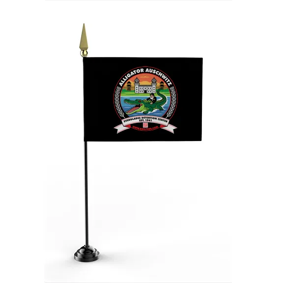 Alligator Auschwitz - Flag • Mini